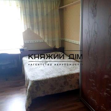 Лесі Українки бульв., 3