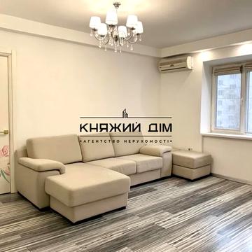 Лесі Українки бульв., 9