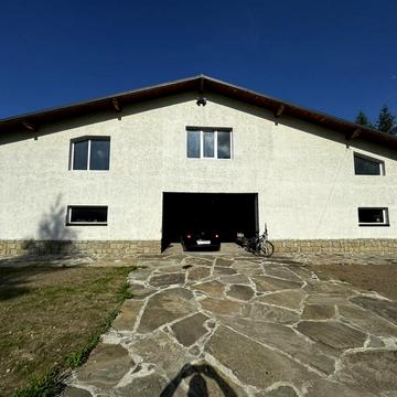 Незалежності, 21