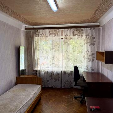 Метрологічна вул., 14