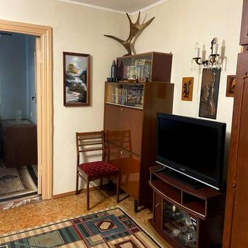 Кропивницького вул., 16