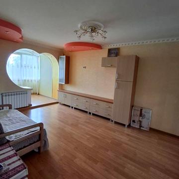 Волочиська вул., 19/3