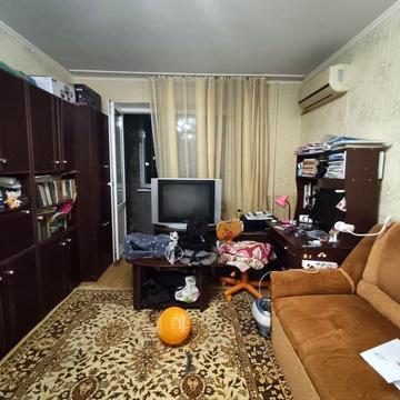 Євгена Чикаленка вул., 44/2
