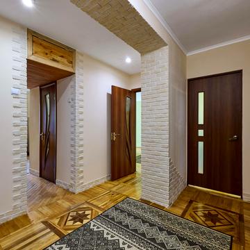 Джона Ленона вул., 36