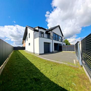 Лемківська, 28