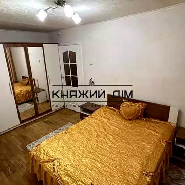 Костянтинівська вул., 46/52