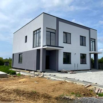 Потічкова, 13