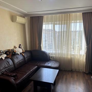 Героїв просп., 46