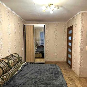 Довгострокова оренда 2к Квартира Петлюри Симона вулиця