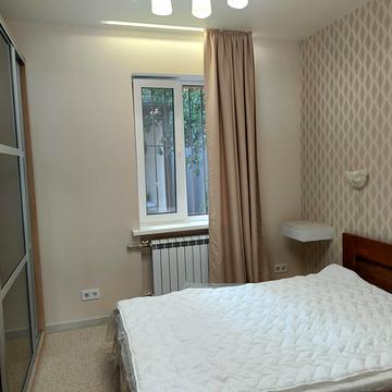Черняховського вул., 25
