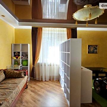 Довгострокова оренда 3к Квартира Широка вулиця