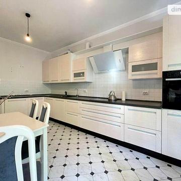 Довгострокова оренда 2к Квартира Погулянка вулиця ЖК ул. Погулянка, 5