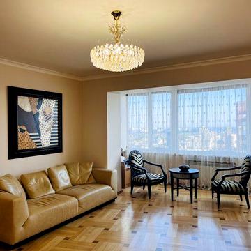 Продаж крвартири м. Печерська, б-р Лесі Українки 21а