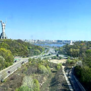 Продаж 2к з прямим видом на Дніпро в ЖК Edeldorf Hills! Торг! ЖК Edeldorf Hills