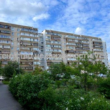 Продаж 3-х кімнатна квартира метро Позняки вул.Драгоманова 42