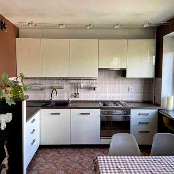 Оболонь! 2к! Гарний ремонт! Цегляний будинок! Героїв полку "Азов", 25!