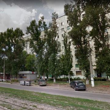 Фосфорна вул., 13