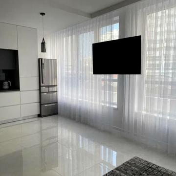 Двокімнатна квартира в житловому комплексі Новий берег на вулиці Літературна.