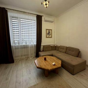 Довгострокова оренда 1к Квартира Замкова вулиця