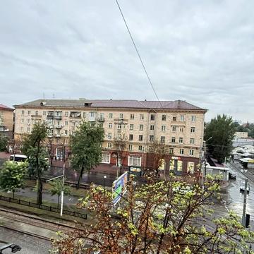 Пастера вул., 2