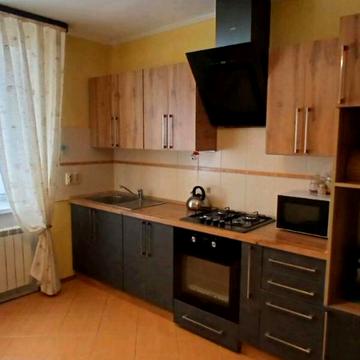 Довгострокова оренда 4к Квартира Магістратська вулиця