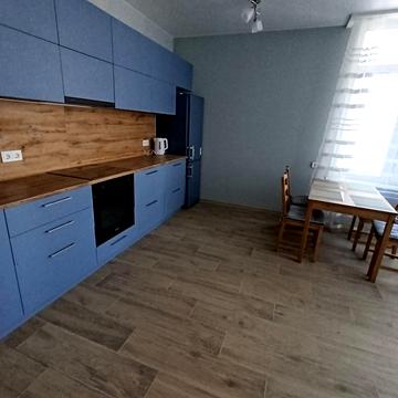 Валерія Самофалова вул. (Каманіна), 14/3
