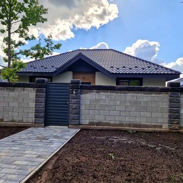 Першотравнева