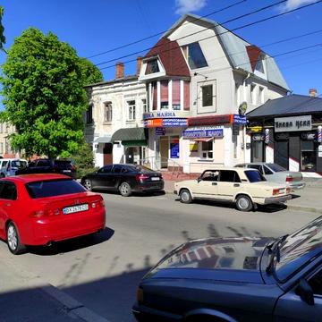 Грушевського вул., 57