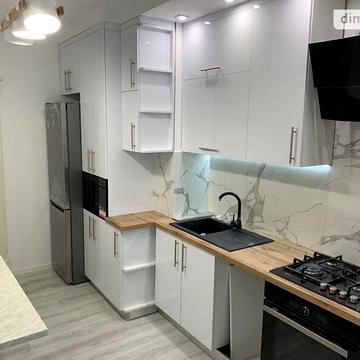 Продаж 2к Квартира Стуса Василя вулиця