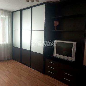 Астрономічна вул., 35и