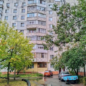 Паркова вул. (Савчука), 1