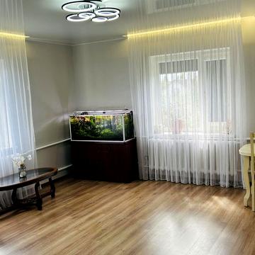 Озерецька вул., 13