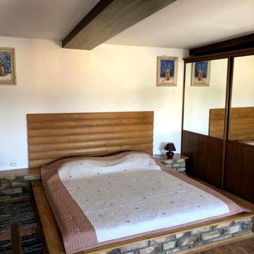 Здам дворівневу квартиру в центрі міста