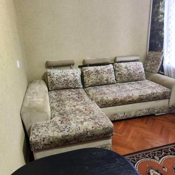Сдаю 2к/кв Адмиральская 3/5 мебель,техника,8000