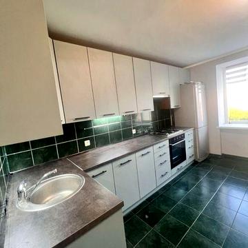 2 кім в Виставка, новий будинок