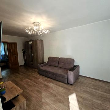 23 Серпня вул., 55б