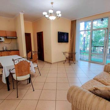 Оренда таунхаусу 160 м2 під Києвом у с. Мощун (неподалік Пущі-Водиці)