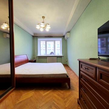 Оренда квартира 3к., ТРЦ Гулівер, Васильківська 45, Печерськ