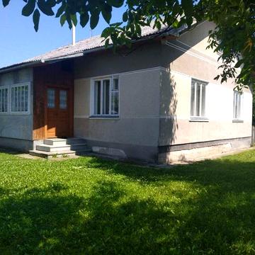 Продаж цегляного будинку 30 км до Івано-Франківська