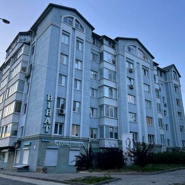 Продам 3-х кімнатну квартиру, від власника ,в новому будинку ЖК ВІВАТ