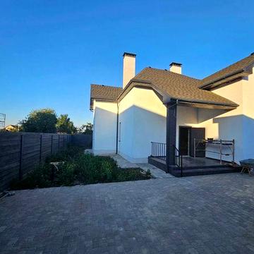 ПРОДАЕМ новый дом 204 м кв + 7 соток Старые Петровцы 15 км от Киева !!