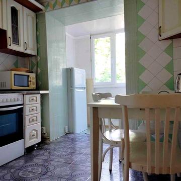 3-х ком и 2-х ком, Парковая  до лета, от хозяина ,первый дом от моря