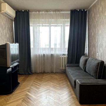 3 окремі кімнати, Оренда метро Вокзальна, Повітрофлотський