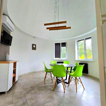 Свободи просп. (Прокофєва), 14