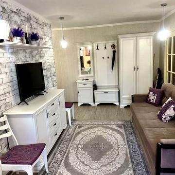 Продаю Красивую 3 х комнатную Квартиру на Пр МИРА