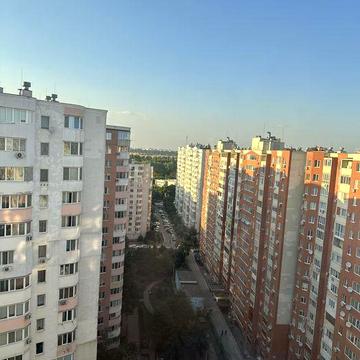 Продам ЖК Радужный кухня-гостиная + спальня.   Ремонт ЖК Радужный