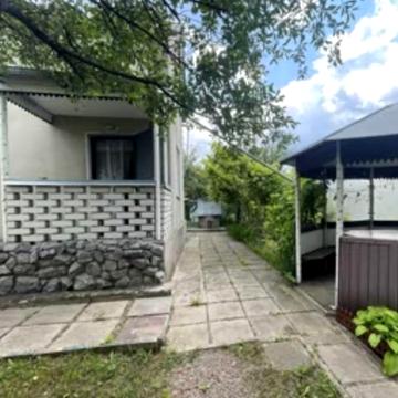 Продам дачу в селищі Рай-Оленівка