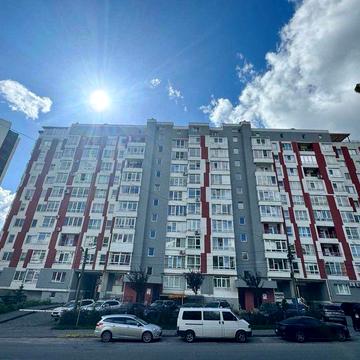 Продам двокімнатну квартиру по вул. Під Гослоском (Еко Дім).