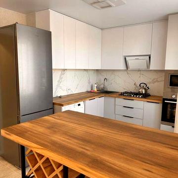 Продається 4-х кім квартира в р-н Круга