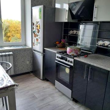 Продам 3х кімнатну квартиу в м. Лозова